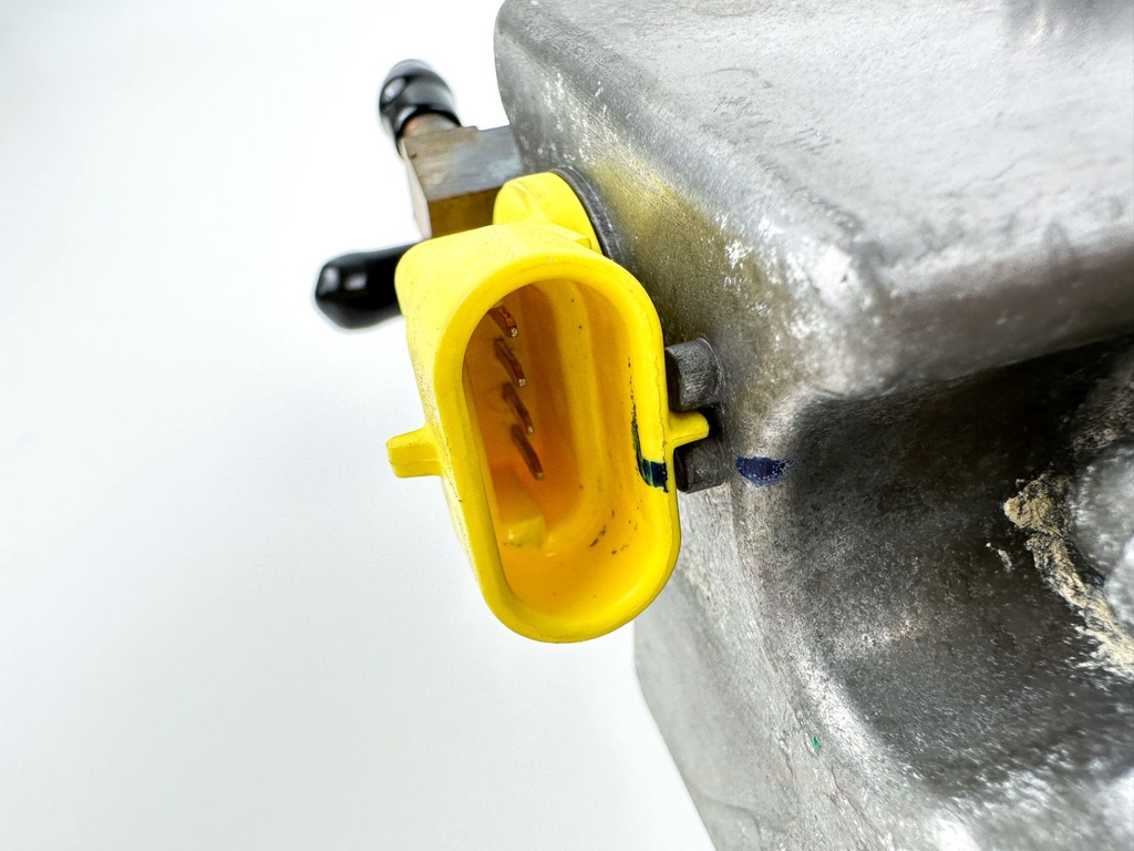 2007 Mercury 60 HP 4 Stroke Outboard Vapor Separator Tank VST 892267T02 OEM