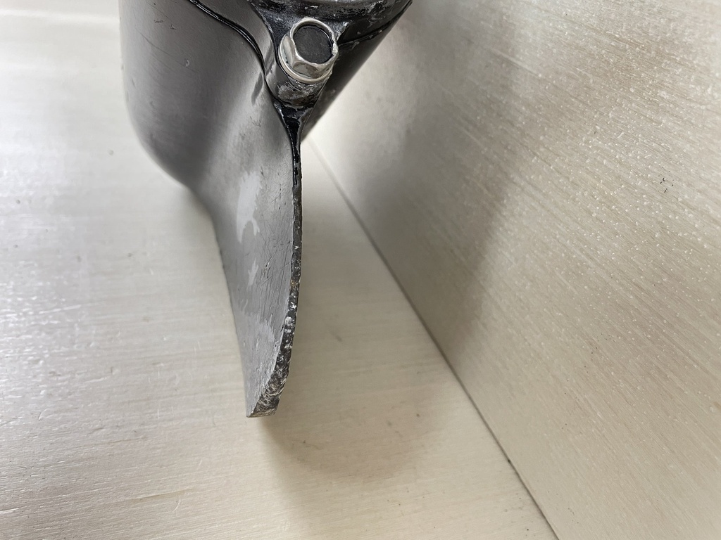 2007 Suzuki 50HP 4 Stroke Outboard 20" L Lower Unit Gear Case RH 55100-87J50-0EP