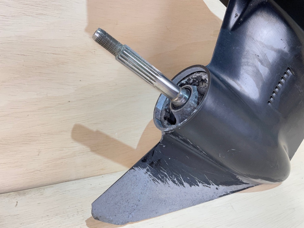 1998 Mercury Optimax 135HP 25" Shaft Gear Case Lower Unit 2:1 9148A83