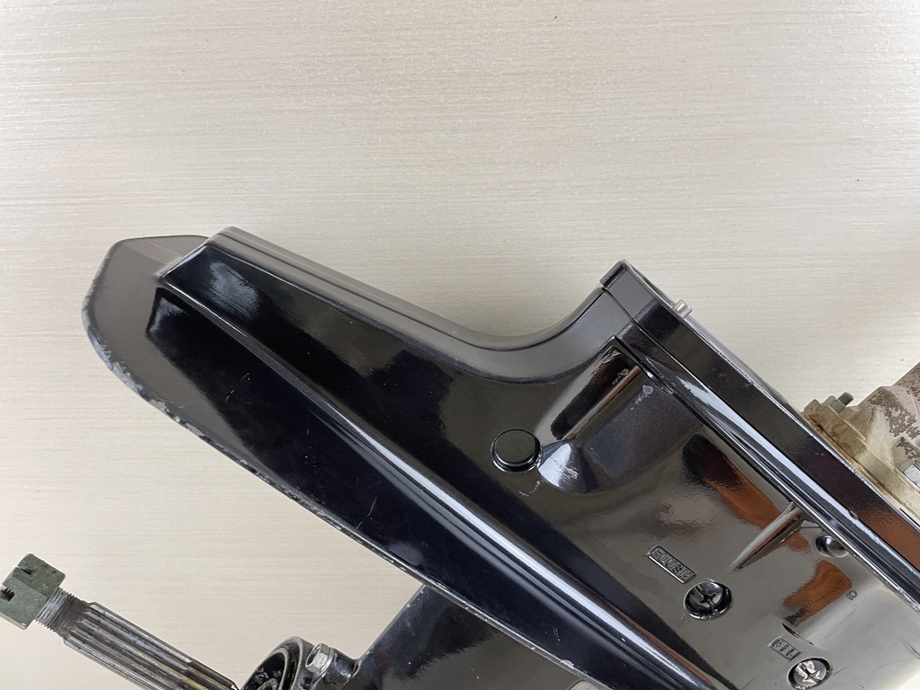 2007 Suzuki 50HP 4 Stroke Outboard 20" L Lower Unit Gear Case RH 55100-87J50-0EP