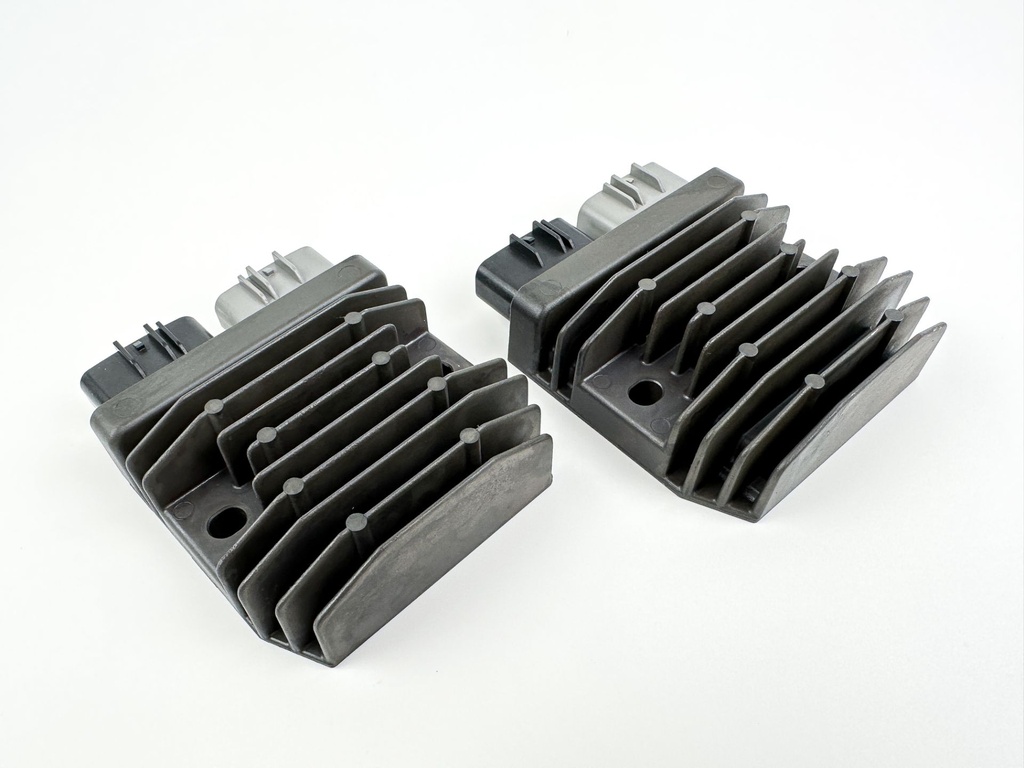 2018 Suzuki 350 HP 4 Stroke Outboard Rectifier & Regulator 32800-26J02 OEM