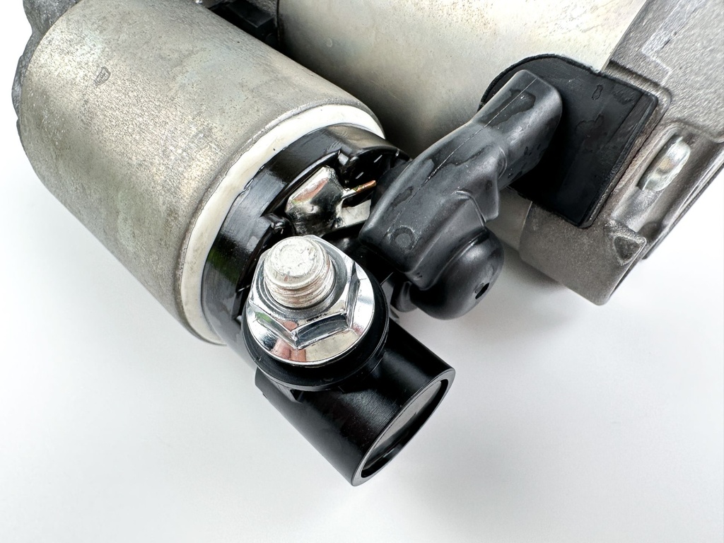 2018 Suzuki 350 HP 4 Stroke Outboard Starter Motor 31100-98L10 OEM