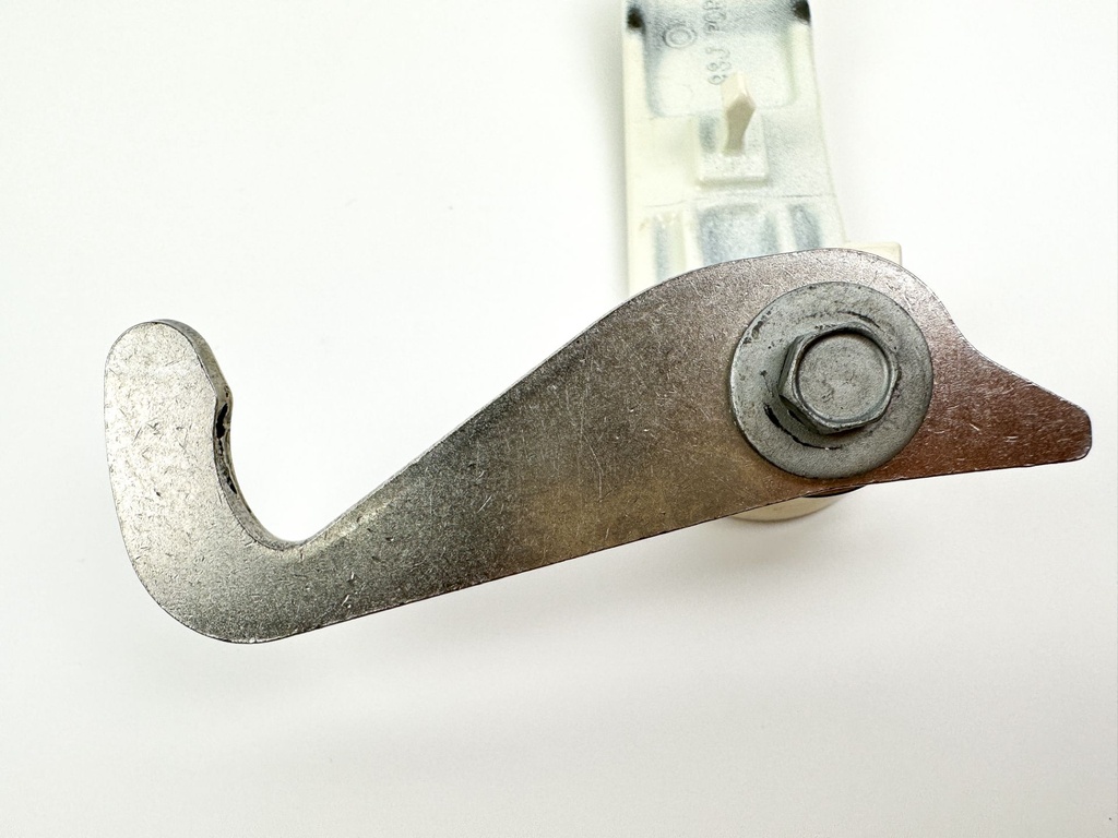 2018 Suzuki 350 HP 4 Stroke Outboard Port Latch Handle 61634-93J00-Y5S OEM