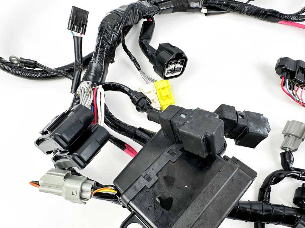 2018 Suzuki 350 HP 4 Stroke Outboard Engine Wire Harness 36610-98L11 OEM