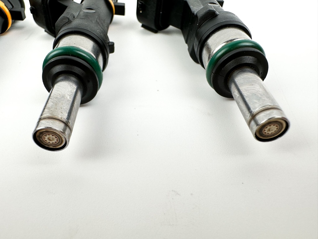 2018 Suzuki 350 HP 4 Stroke Outboard Fuel Injector Set 15710-98L10 Cleaned & Tested