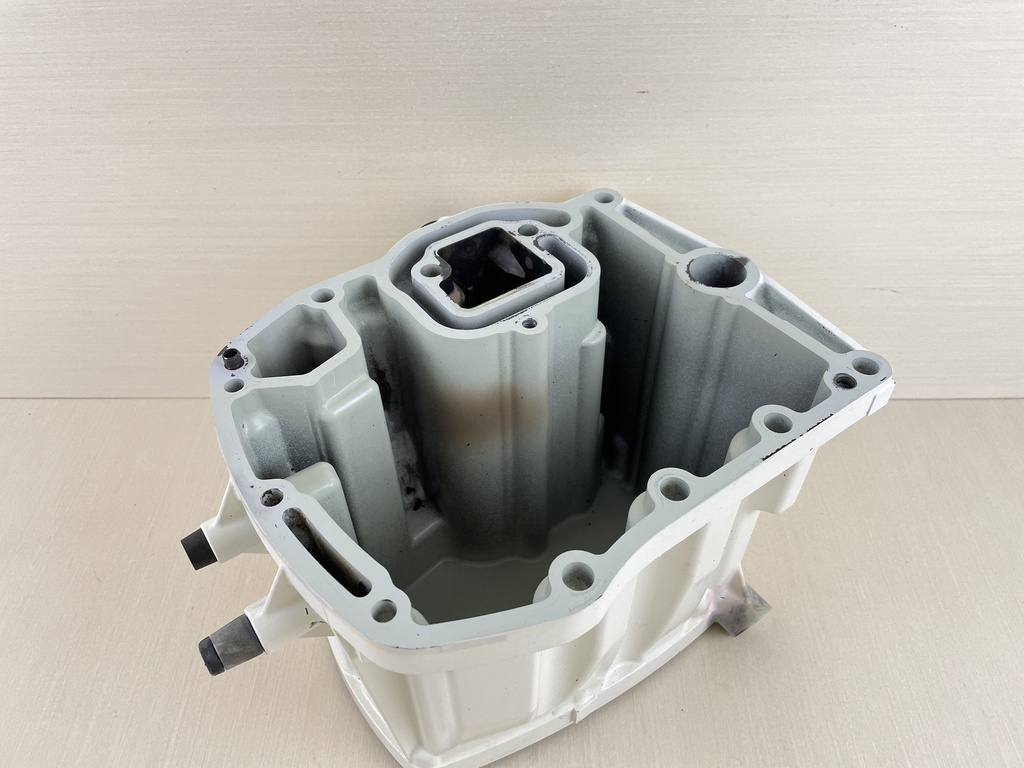 2003 Suzuki 140HP DF140 4 Stroke Outboard Oil pan Assembly 11501-90J04-0EP