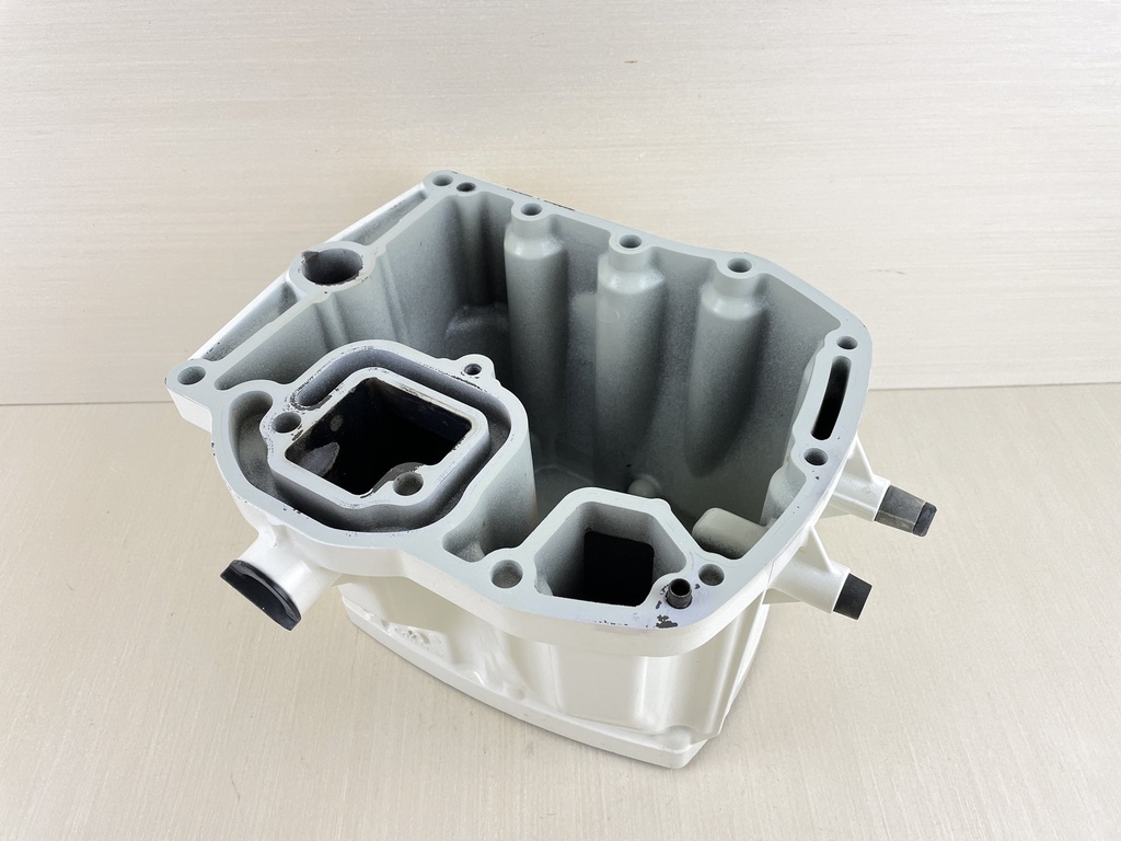 2003 Suzuki 140HP DF140 4 Stroke Outboard Oil pan Assembly 11501-90J04-0EP