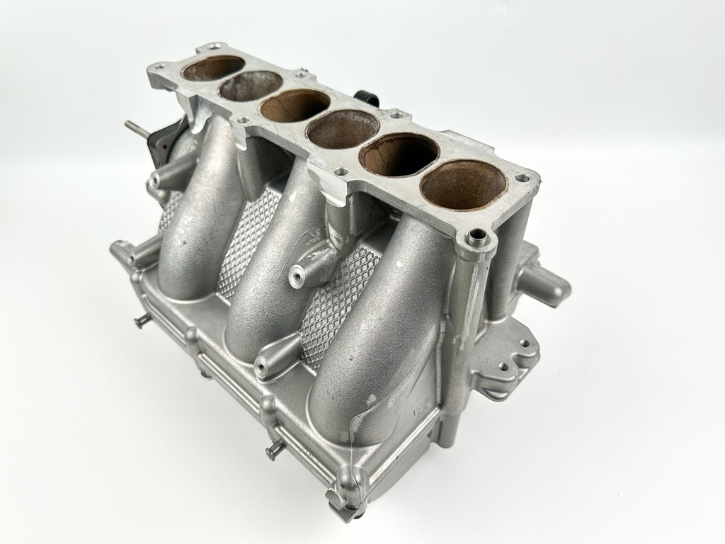 2018 Suzuki 350 HP 4 Stroke Outboard Air Intake Collector 13100-98L01 OEM