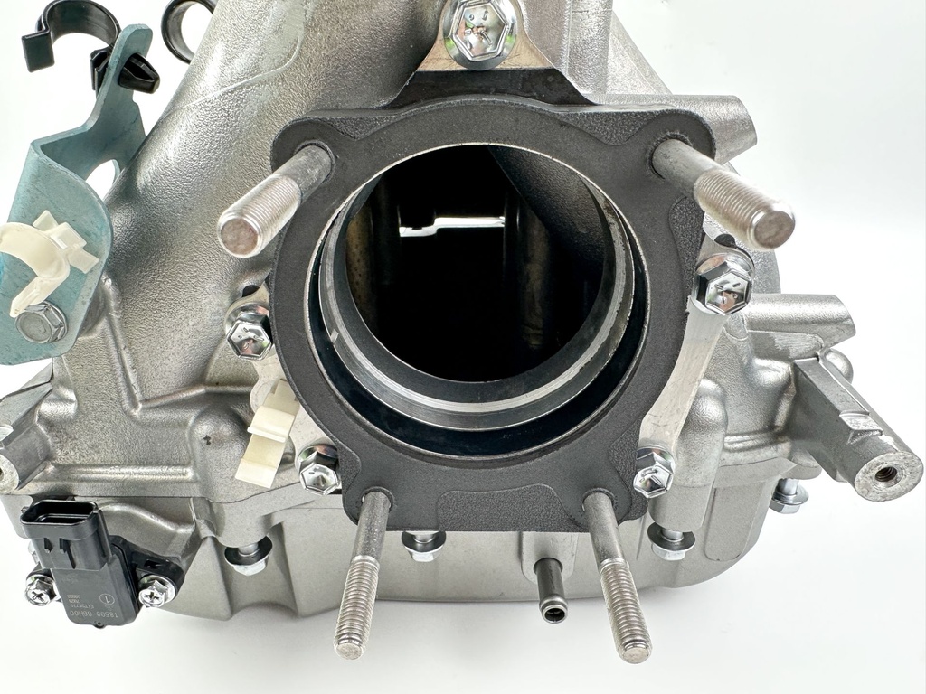 2018 Suzuki 350 HP 4 Stroke Outboard Air Intake Collector 13100-98L01 OEM