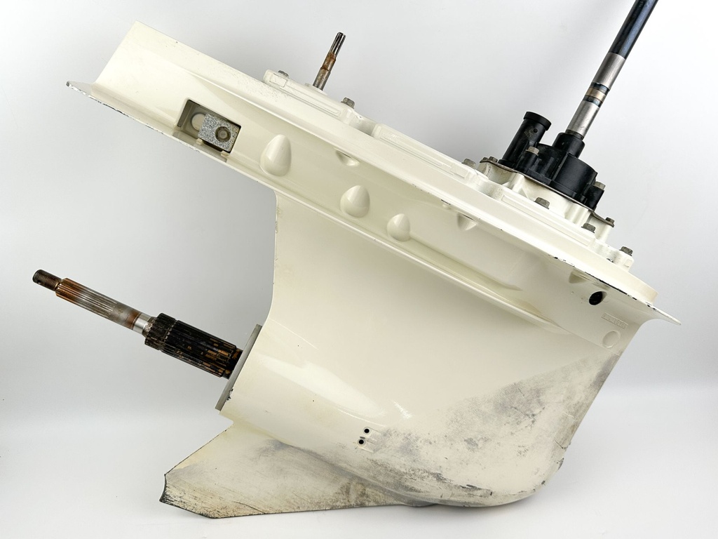 2018-2022 Suzuki DF350A 350 HP XL 25" Shaft Lower Unit 50040-98834-Y5S