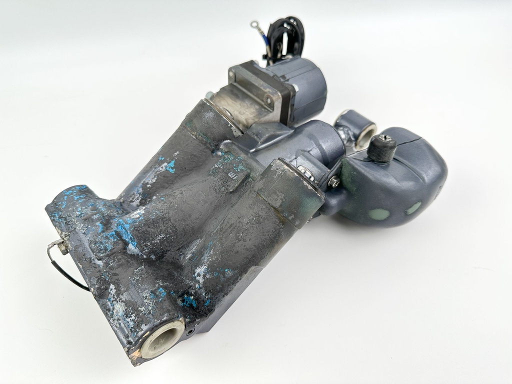 Yamaha F115 115 HP 4 Stroke Outboard Power Trim Tilt Unit 68V-43800-01-4D OEM