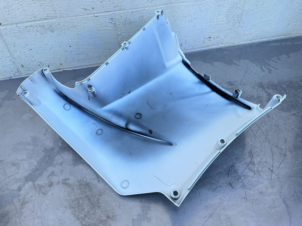 2018 Suzuki 350 HP 4 Stroke Outboard Lower Apron Cowling Set 61140-98801-Y5S OEM