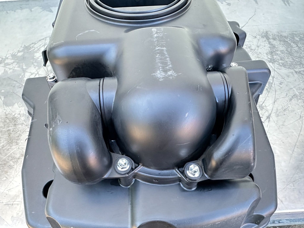 2018 Suzuki 350 HP 4 Stroke Outboard Flywheel Ring Gear Cover 11510-98L10 OEM