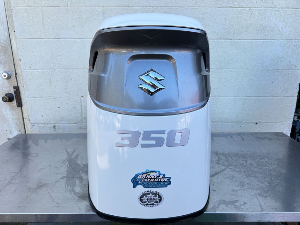 2018 Suzuki 350 HP 4 Stroke Outboard Top Cowling 61420-98823-BBK OEM