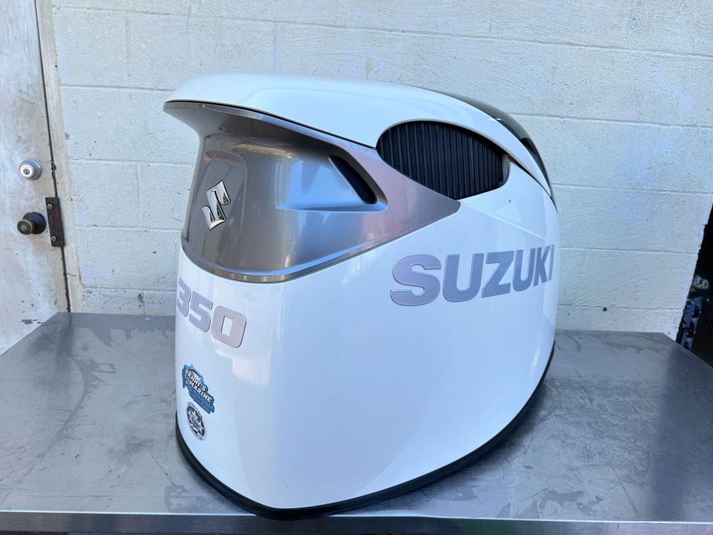 2018 Suzuki 350 HP 4 Stroke Outboard Top Cowling 61420-98823-BBK OEM