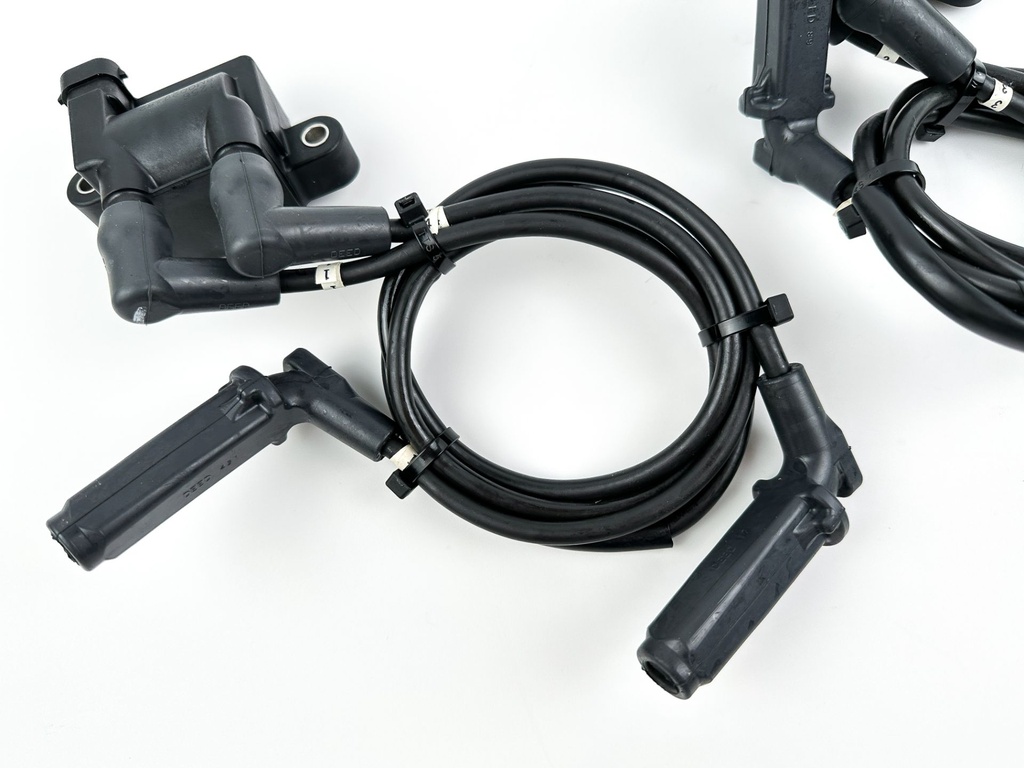 2016 Mercury 75 HP 4 Stroke Outboard Ignition Coil Set 8M0044991 OEM