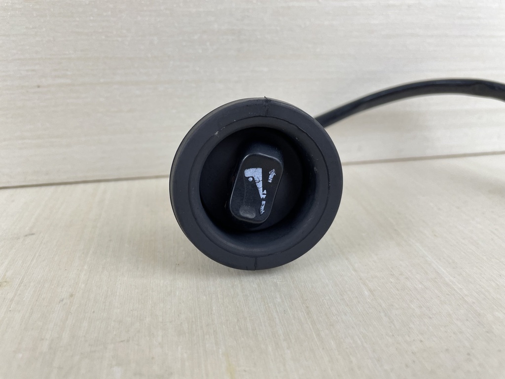 2003 Suzuki 140HP DF140 4 Stroke Outboard Power Trim Tilt Switch 37850-99E00