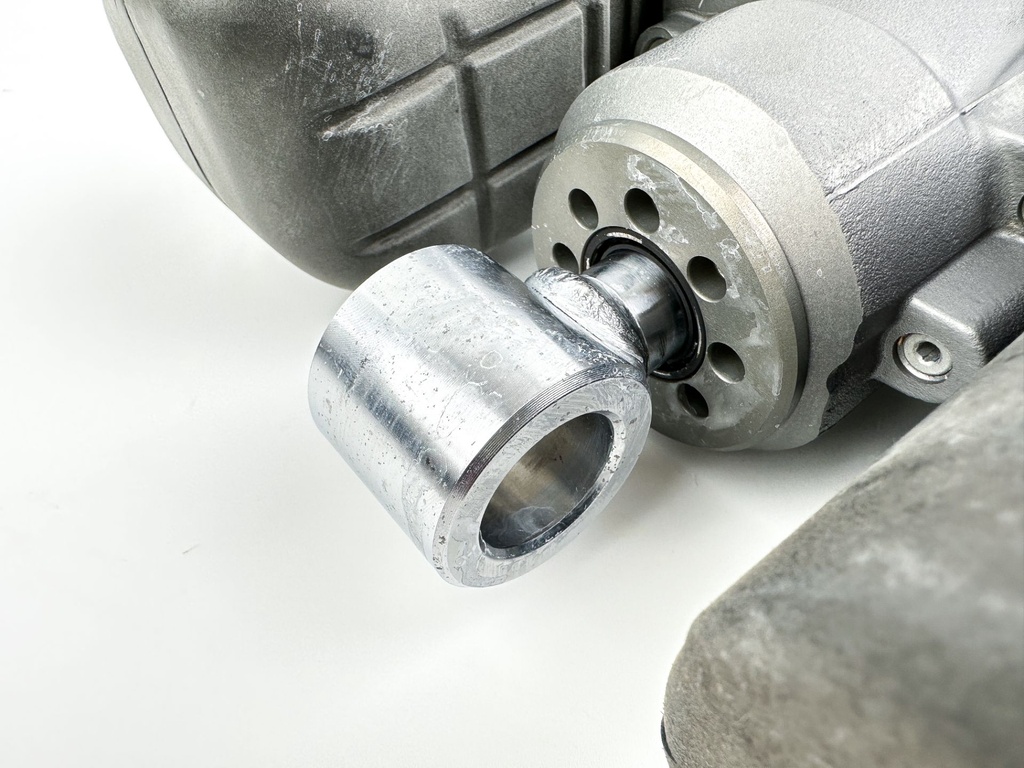 2013 Honda 115 HP 4 Stroke Outboard Power Trim Tilt Unit 56000-ZY6-063 OEM