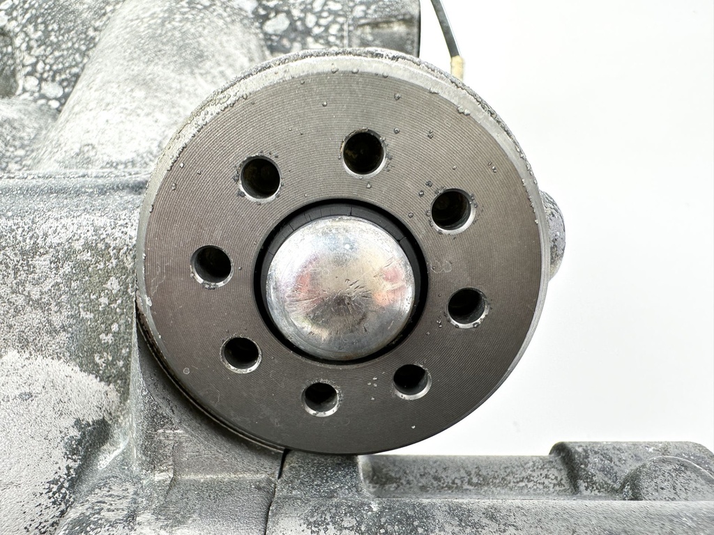 2016 Honda 150 HP 4 Stroke Outboard Power Trim Tilt Unit 56000-ZY6-063 OEM