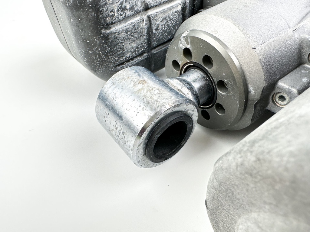 2016 Honda 150 HP 4 Stroke Outboard Power Trim Tilt Unit 56000-ZY6-063 OEM