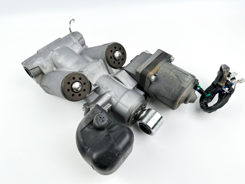 Honda BF 115 130 150 175 200 HP 4 Stroke Outboard Power Trim Tilt Unit 56000-ZY3-063 OEM