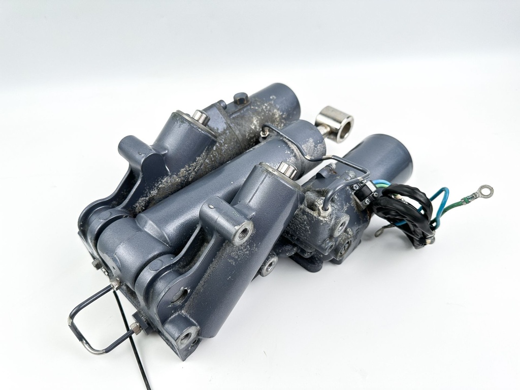 2005 Yamaha 225 HP 4 Stroke Outboard Power Trim Tilt Unit 69J-43800-01-4D OEM