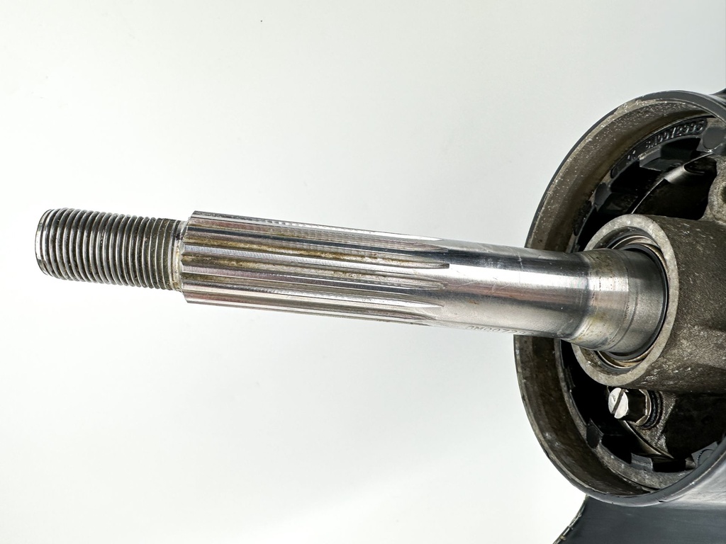 2015 Mercury 90HP 4 Stroke 20" Lower Unit Gear Case RH Assembly 8M0088072