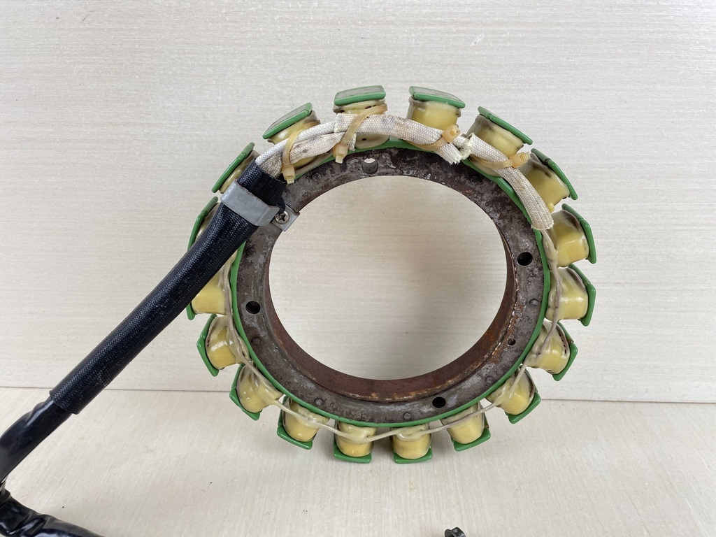 2003 Suzuki 140HP 4 Stroke Outboard Battery Charge Coil Stator Assembly 32120-90J10