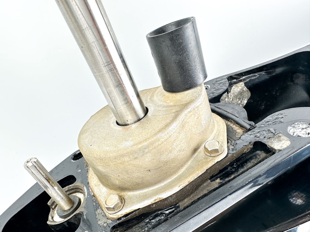 2015 Mercury 90HP 4 Stroke 20" Lower Unit Gear Case RH Assembly 8M0088072