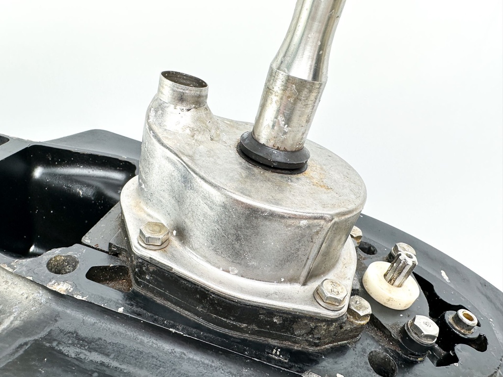 1999-2006 Mercury 75 90 115 HP 4 Stroke 20" Long Lower Unit 2.07:1 9011J2