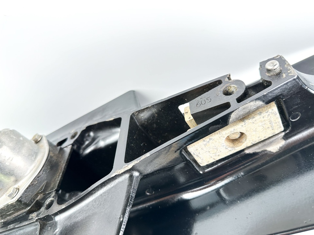 1999-2006 Mercury 75 90 115 HP 4 Stroke 20" Long Lower Unit 2.07:1 9011J2