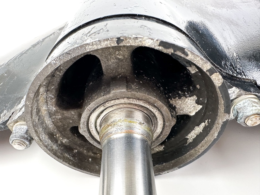 1999-2006 Mercury 75 90 115 HP 4 Stroke 20" Long Lower Unit 2.07:1 9011G67