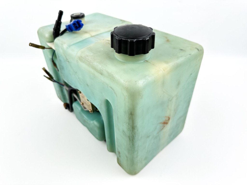 Yamaha Remote Outboard Oil Tank 10.5L 2.8 Gallons W/ Pump & Sensor