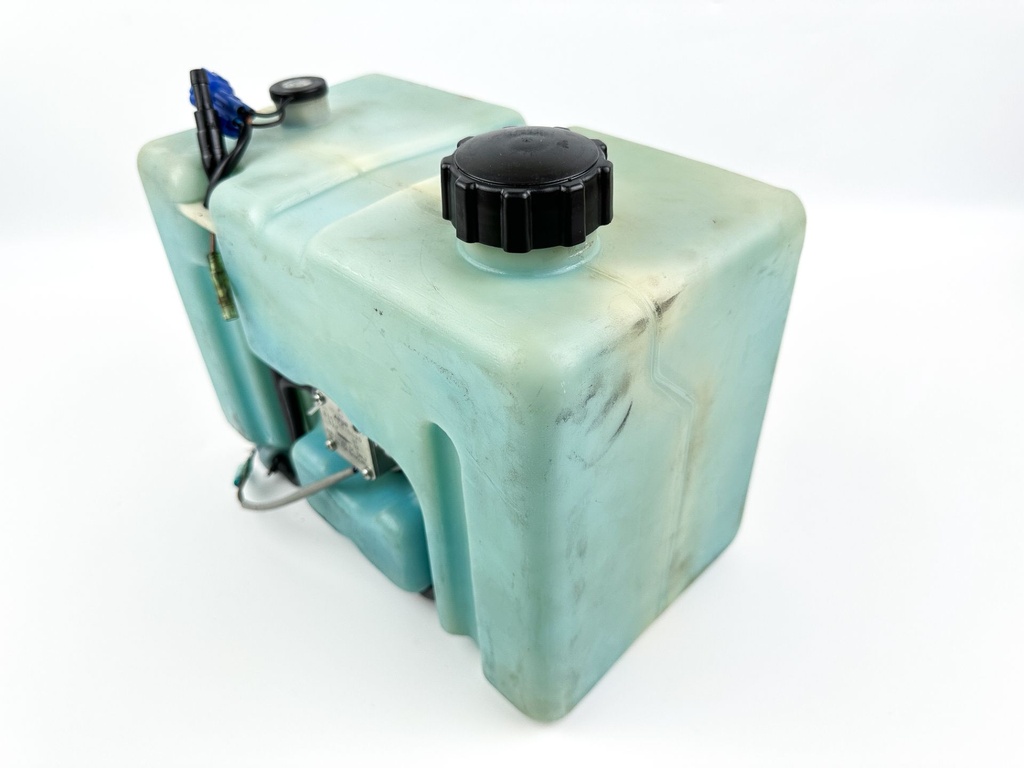 Yamaha Outboard Remote Oil Tank 2.8 Gallons 10.5L W/ Pump & Sensor