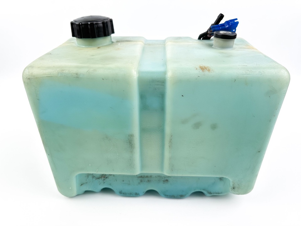Yamaha Outboard Remote Oil Tank 2.8 Gallons 10.5L W/ Pump & Sensor