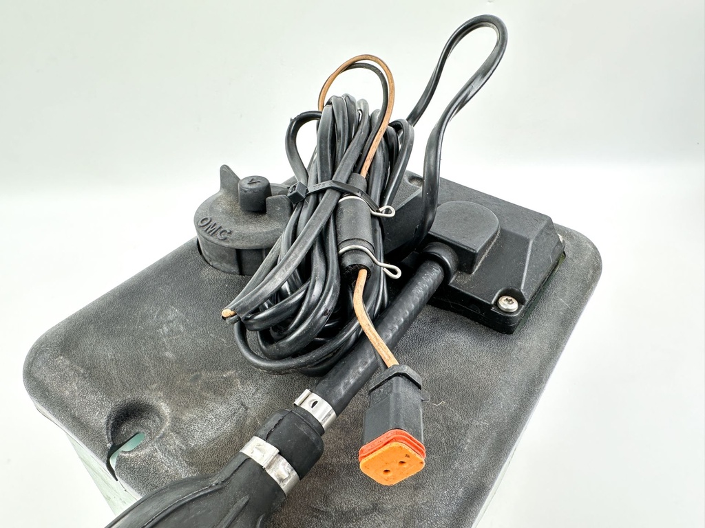 Johnson Evinrude 2 Stroke Outboard Remote Oil Supply Tank 1.8 Gallons 0176712