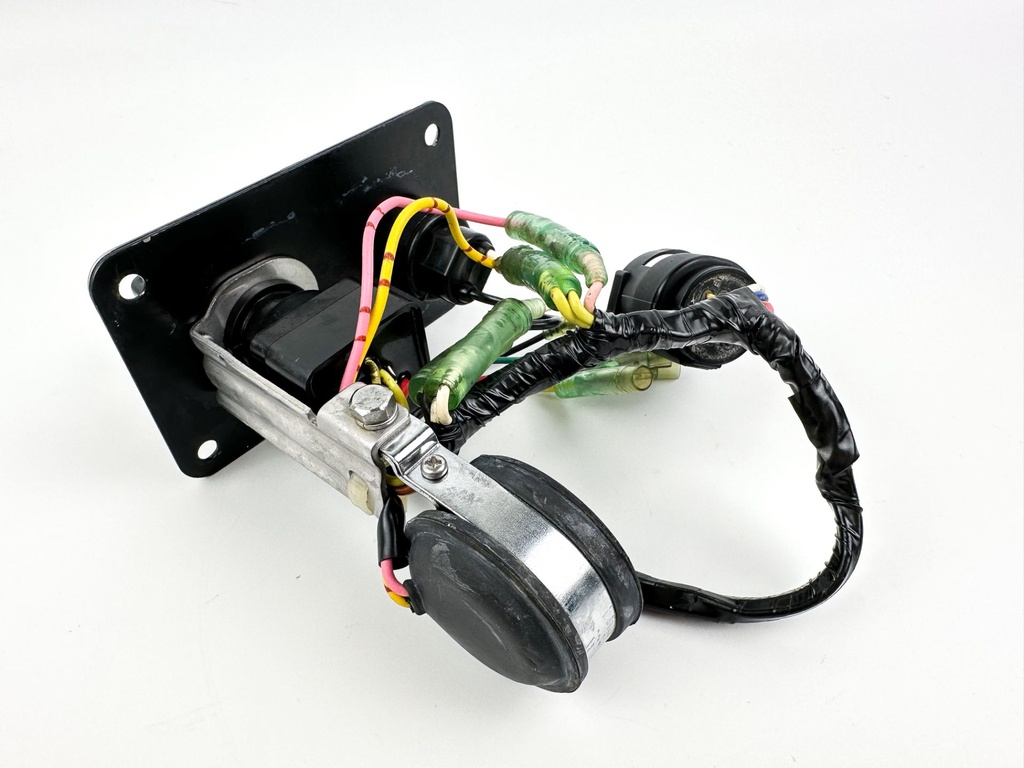 Yamaha Single Engine Key Switch With Key Assembly Panel