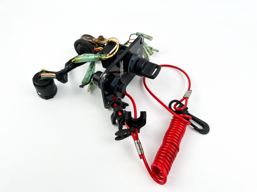 Yamaha Outboard Single Engine Key Switch & Key