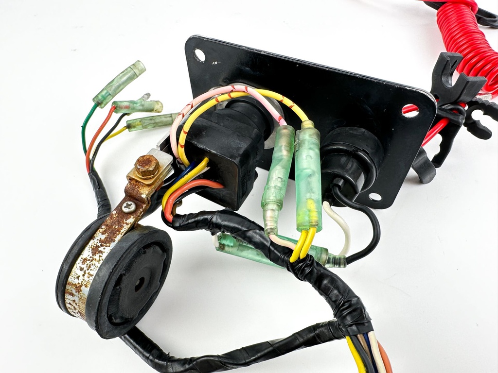 Yamaha Outboard Single Engine Key Switch & Key