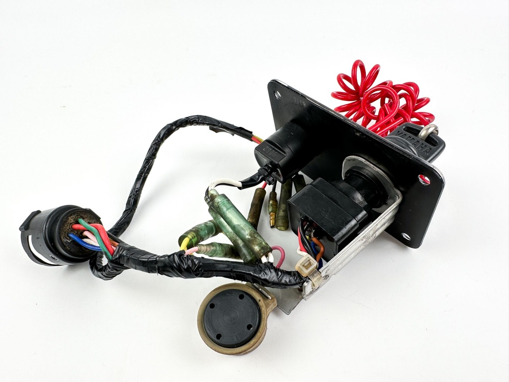 Yamaha Single Outboard Engine Key Switch & Key Used