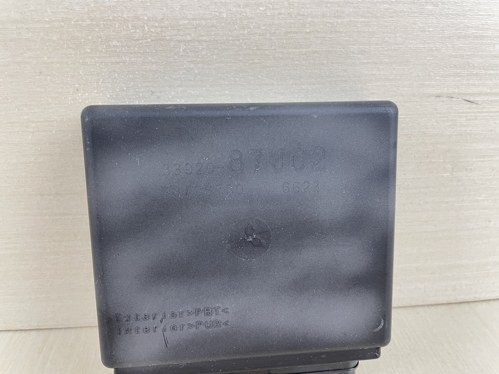 2007 Suzuki 50HP 4 Stroke Outboard Engine Control Unit ECU 33920-87JE1