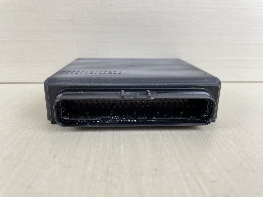 2007 Suzuki 50HP 4 Stroke Outboard Engine Control Unit ECU 33920-87JE1