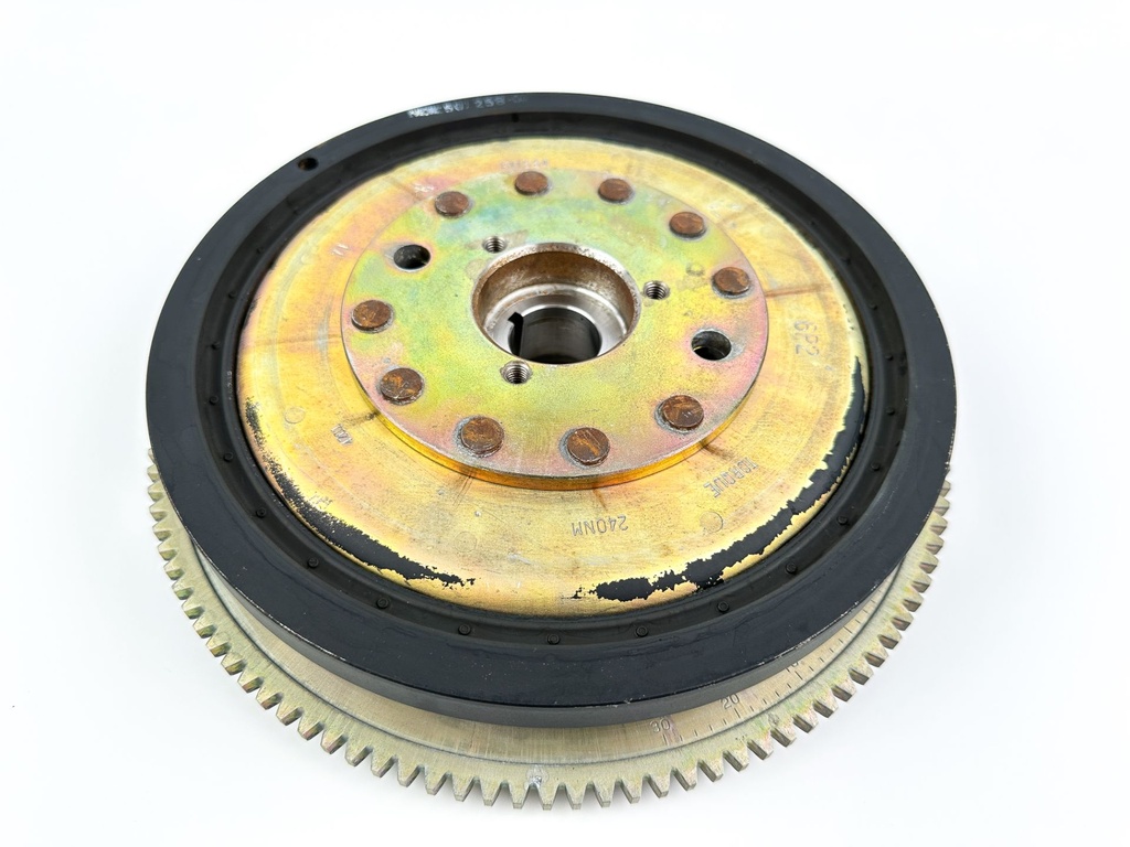 2005 Yamaha 250 HP 4 Stroke Outboard Flywheel Rotor 6P2-81450-00-00 OEM