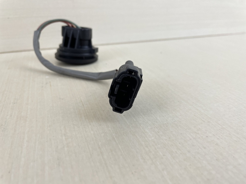 2007 Suzuki 50HP 4 Stroke Outboard Power Trim & Tilt Switch 37850-99E05