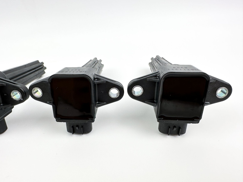 2005 Yamaha 250 HP 4 Stroke Outboard Ignition Coil Set 6P2-82310-00-00 Tested