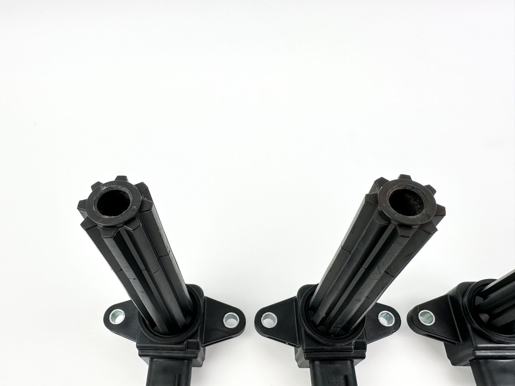 2005 Yamaha 250 HP 4 Stroke Outboard Ignition Coil Set 6P2-82310-00-00 Tested