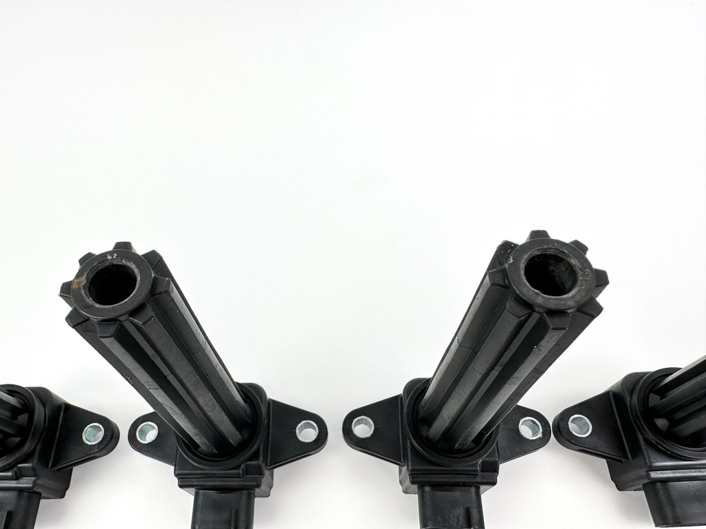 2005 Yamaha 250 HP 4 Stroke Outboard Ignition Coil Set 6P2-82310-00-00 Tested