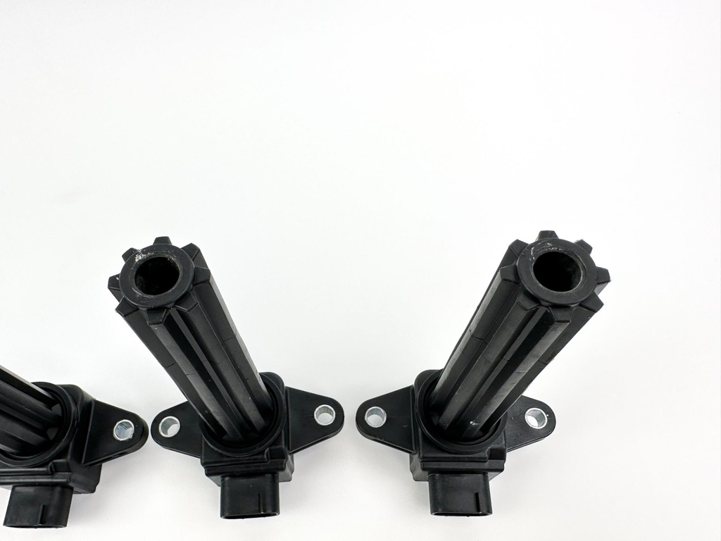 2005 Yamaha 250 HP 4 Stroke Outboard Ignition Coil Set 6P2-82310-00-00 Tested