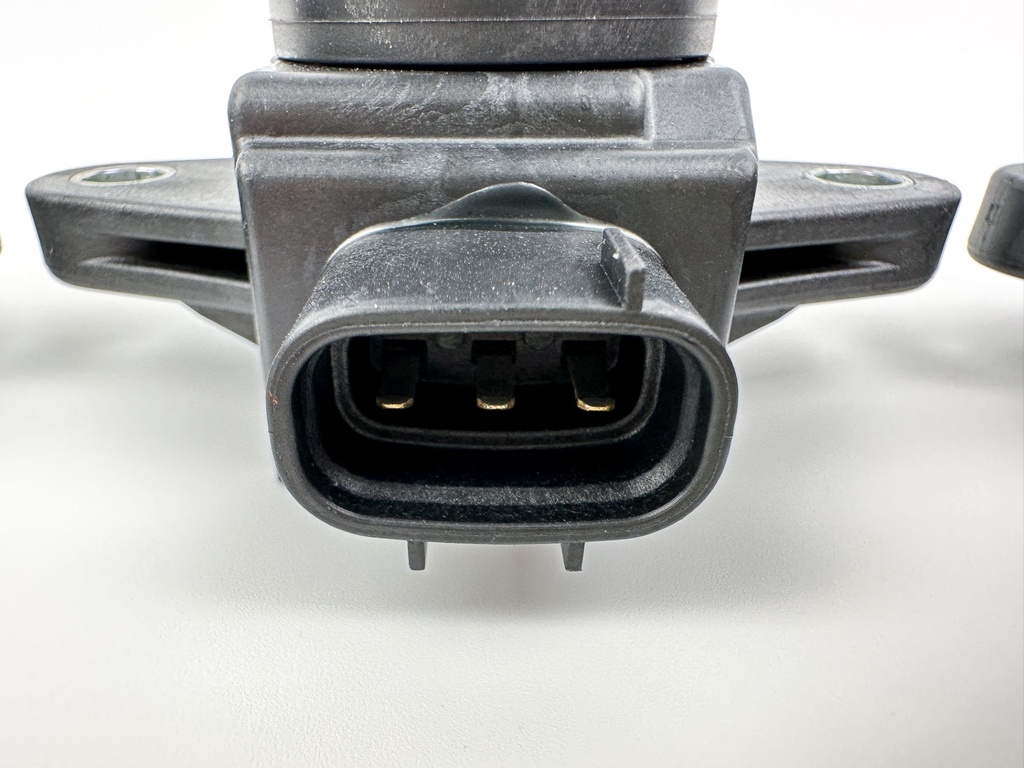 2005 Yamaha 250 HP 4 Stroke Outboard Ignition Coil Set 6P2-82310-00-00 Tested