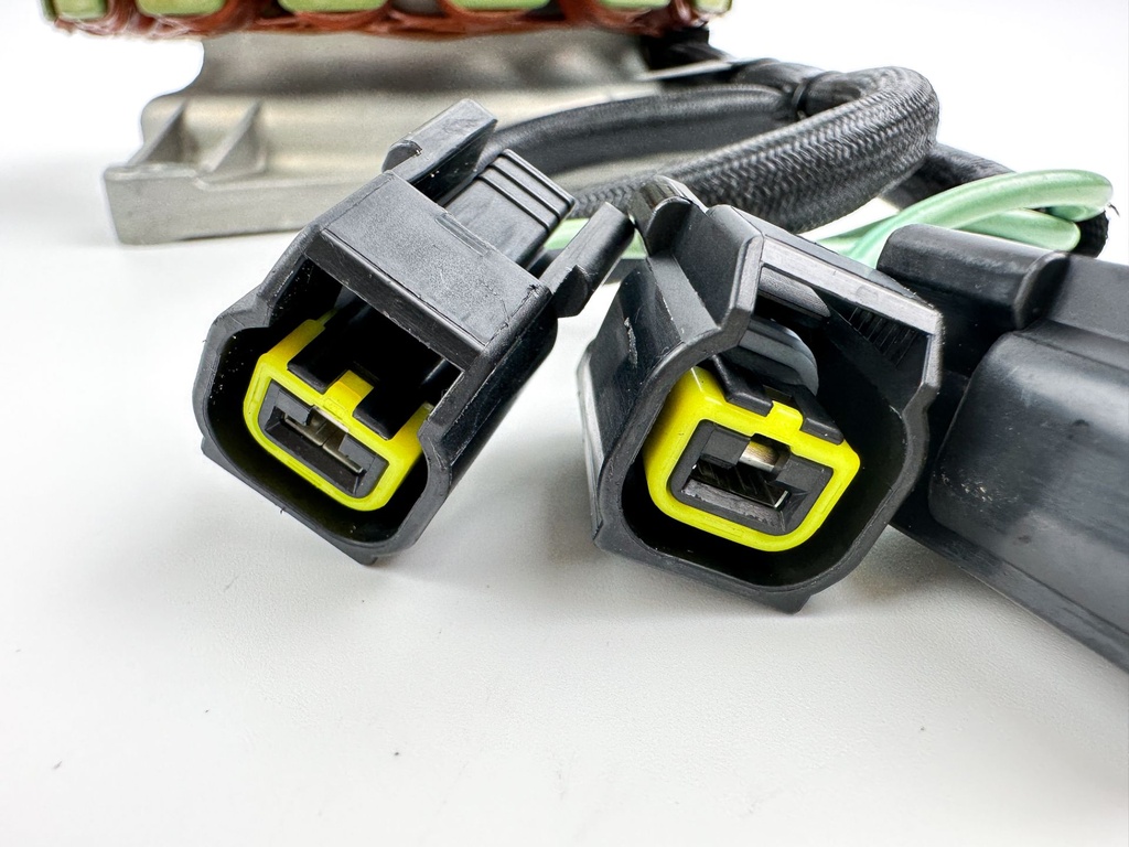 2005 Yamaha 250 HP 4 Stroke Coil Pulser Base Stator Assembly 6P2-81460-00-00 Tested